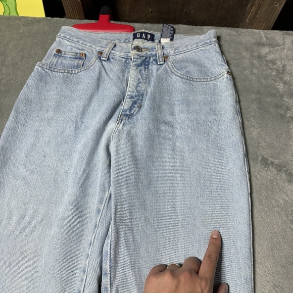 VTG 90s GAP Womens Lightwash Slim Tapered Jeans Size 5/6 Embroidered - Picture 3 of 14